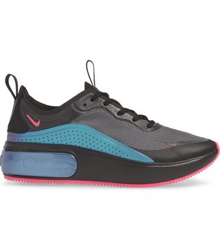 Nike + Air Max DIA SE Running Shoes