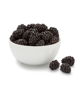 Amazon Fresh + Organic Blackberries, 6 oz