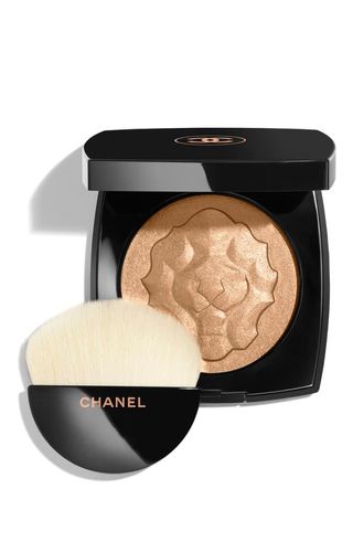 Chanel + Le Lion de Chanel Illuminating Powder