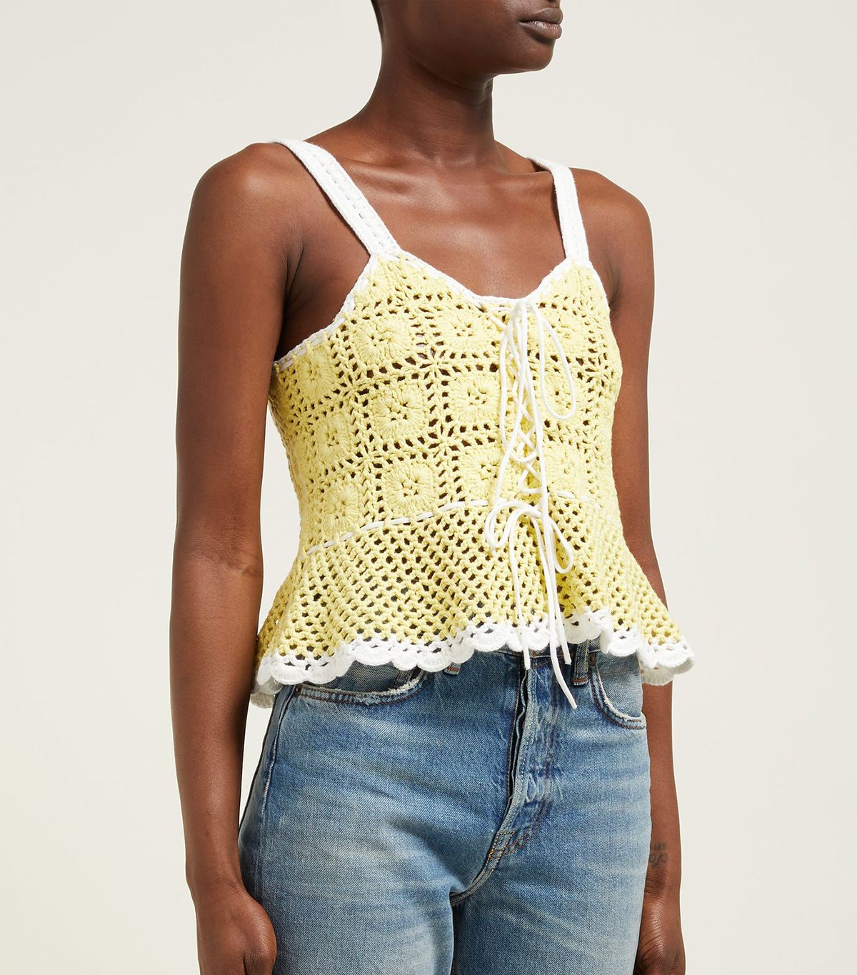 12 Trends Celebs Are Wearing on Vacation This Summer | Who What Wear