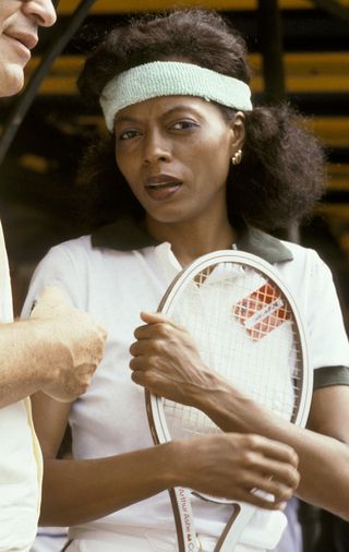vintage-celebrities-tennis-outfits-280502-1561009646722-main
