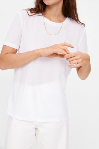 Zara + Basic T-Shirt