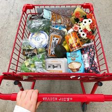 healthy-trader-joes-snacks-280619-1560884240322-square