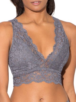 Smart 
Sexy + Signature Lace Deep V Bralette, 2-Pack