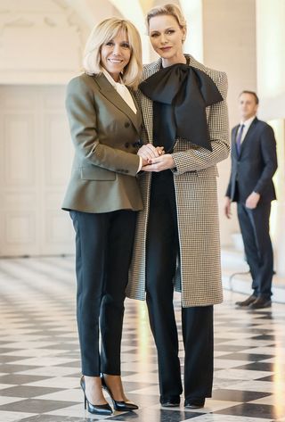 royal-outfits-in-paris-280910-1561577317444-image