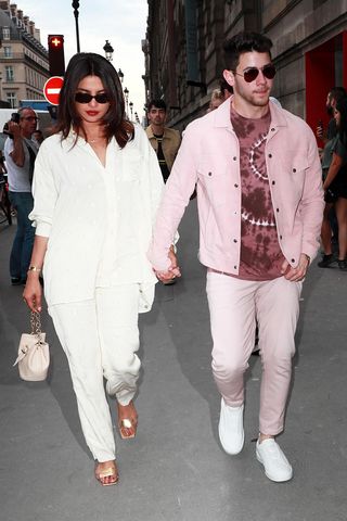 priyanka-chopra-nick-jonas-paris-outfits-280937-1561642474175-image