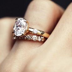 types-of-engagement-ring-cuts-280944-1561657695801-square