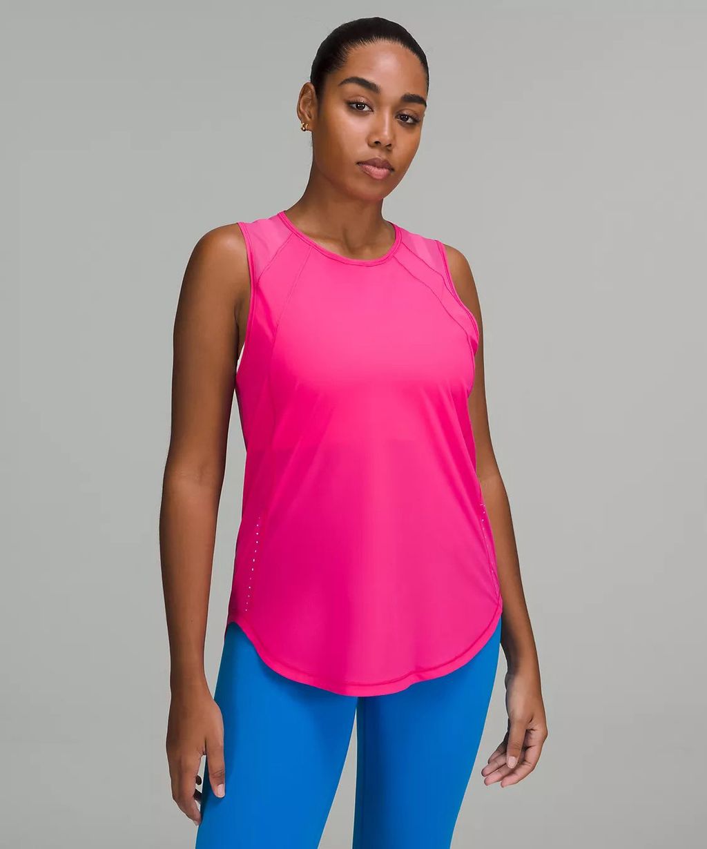 The 12 Best Yoga Clothing Brands, Hands Down | Who What Wear
