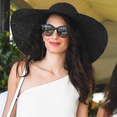amal-clooney-vacation-outfit-280965-1561677553165-square
