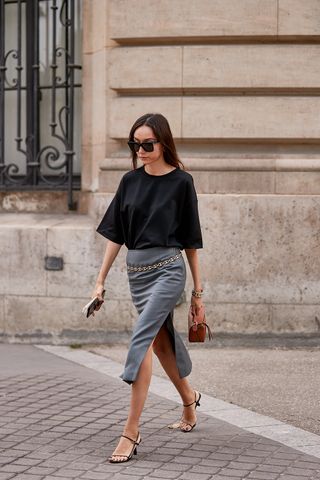 haute-couture-paris-fashion-week-street-style-july-2019-281013-1561974547150-image