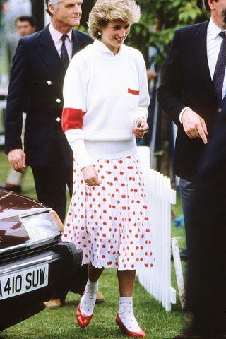 best-princess-diana-outfits-281025-1562005845085-image