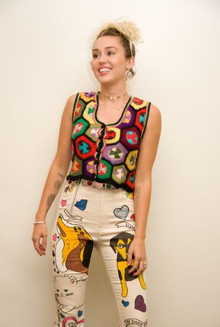 miley-cyrus-style-281155-1562707103988-image