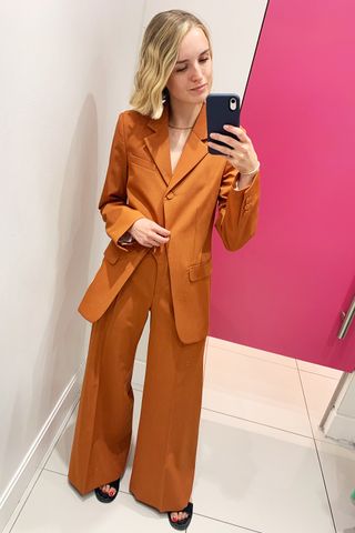 capsule-edit-topshop-hm-and-other-stories-281191-1562846979158-image