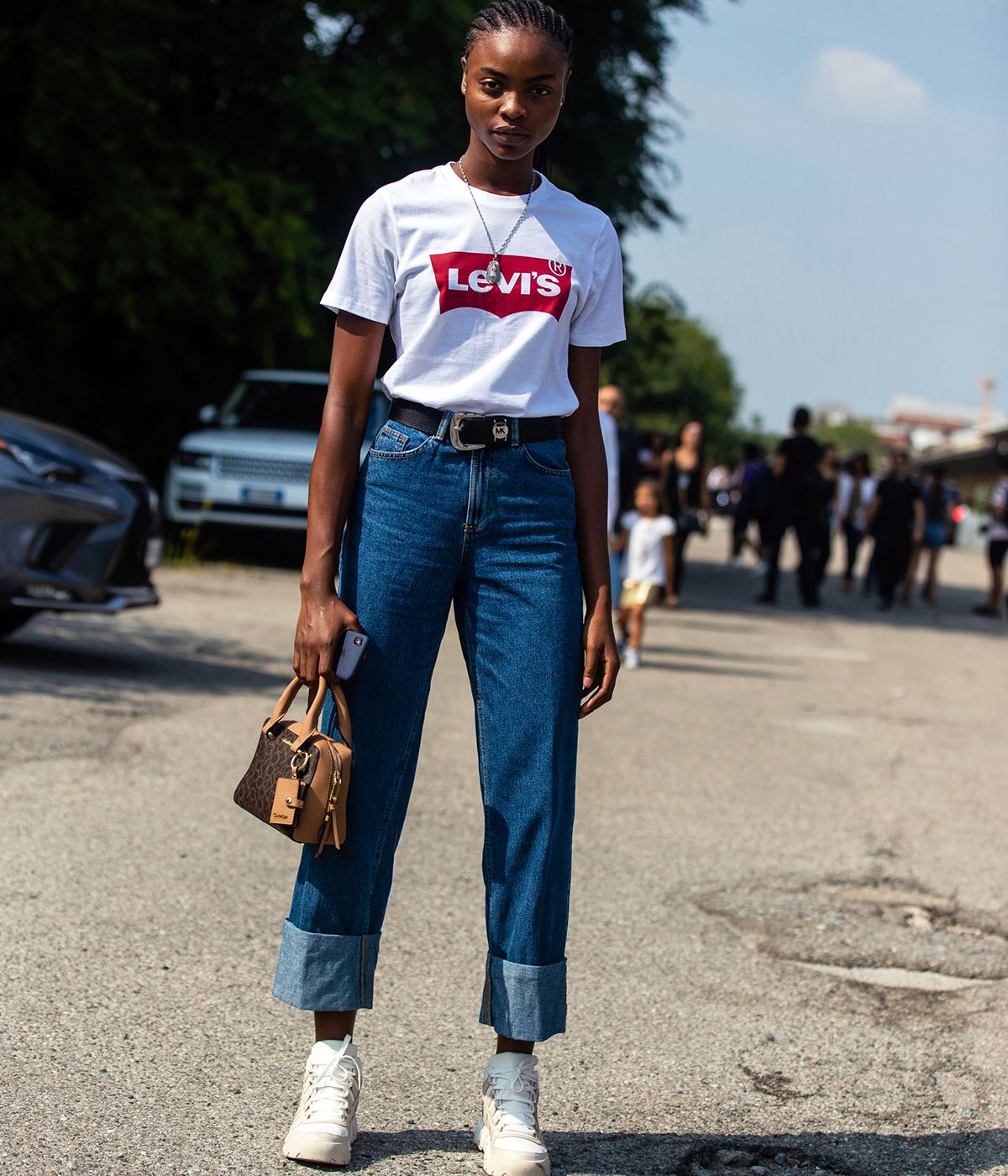 Levi s Logo T Shirts Are Extremely Popular Who What Wear levi-s-logo-t-shirts-are-extremely-popular-who-what-wear