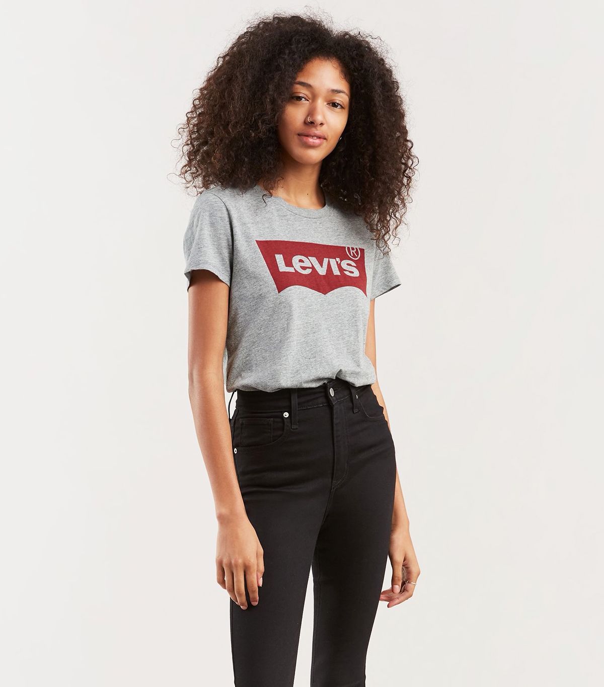 Levi's Logo T-Shirts Are Extremely Popular | Who What Wear