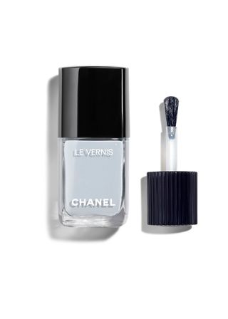 Chanel + Le Vernis Nail Colour in Muse