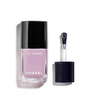 Chanel + Le Vernis Nail Colour in 135 Immortelle