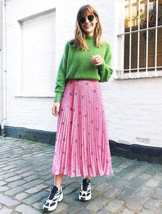 jumpers-to-go-with-skirts-281339-1563454193712-image