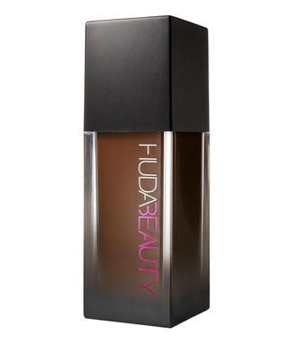 Huda Beauty + #FauxFilter Foundation