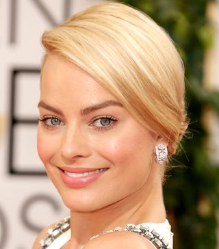 margot-robbie-best-beauty-looks-281544-1564162853721-main