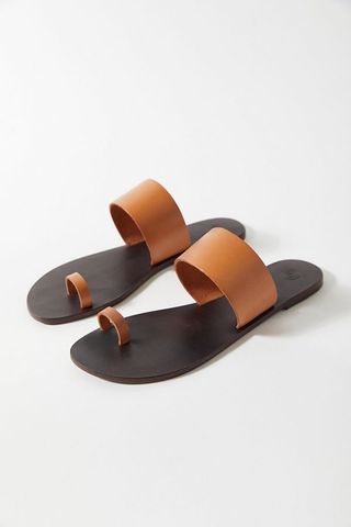 Urban OUtfitters + Aria Toe Loop Leather Sandal