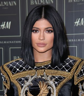 kylie-jenner-birthday-beauty-look-281715-1565189664464-main