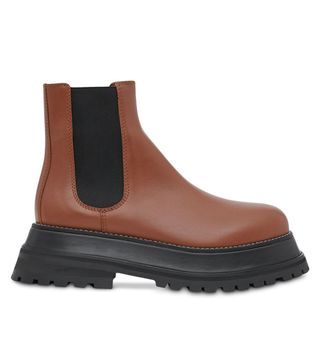 Burberry + Leather Chelsea Boots