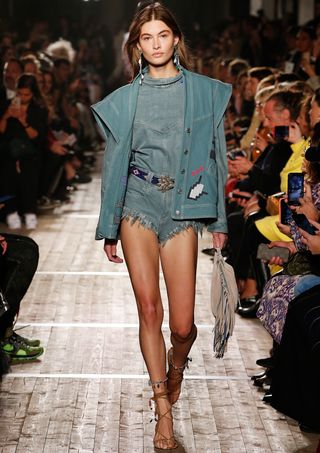 pfw-ss20-best-runway-looks-281743-1569603905522-image