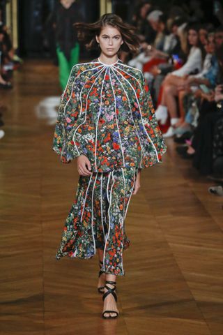 pfw-ss20-best-runway-looks-281743-1569898634381-main