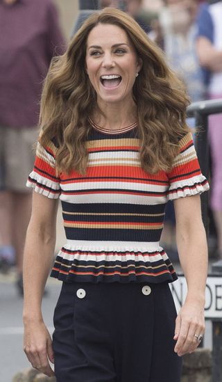 kate-middleton-culottes-and-sneakers-281769-1565343366144-image