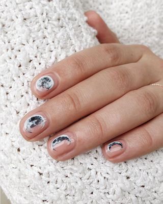 autumn-nail-trends-281929-1665142954780-image