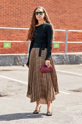 cute-fall-work-outfits-282086-1566844466661-image