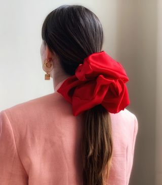 Room Shop Vintage + Giant Scrunchie - Heathers Red