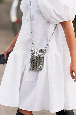 handbag-trends-around-the-world-282274-1567632748592-image