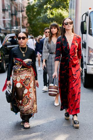 new-york-fashion-week-street-style-spring-2020-282343-1567972071796-image