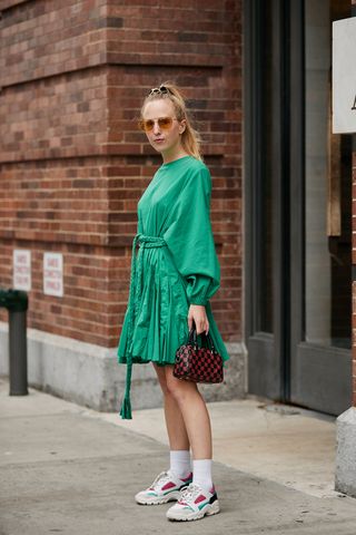 new-york-fashion-week-street-style-spring-2020-282343-1567972144474-image