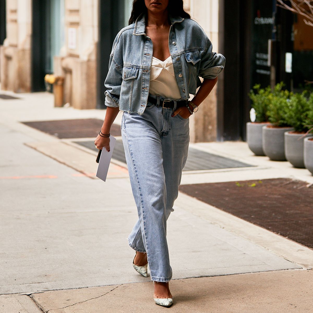 The 23 Best Long Jeans for Women That Are So Flattering | Who What Wear