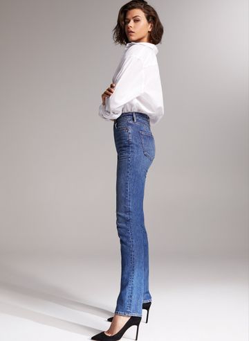 The 23 Best Long Jeans for Women That Are So Flattering | Who What Wear