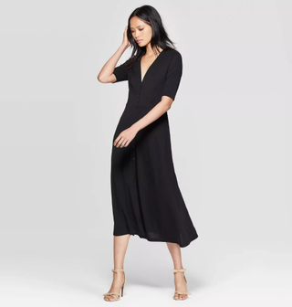 Who What Wear x Target + Short Sleeve V-Neck Button Front A Line Midi Dress