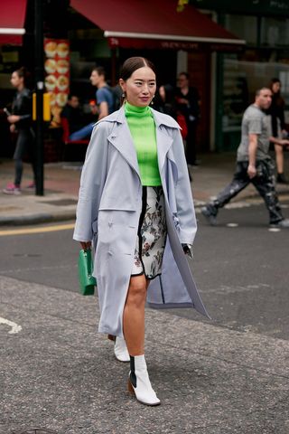 london-fashion-week-street-style-spring-2020-282504-1568759011606-image