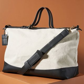 Neely 
Chloe + No. 21 Weekender Tote