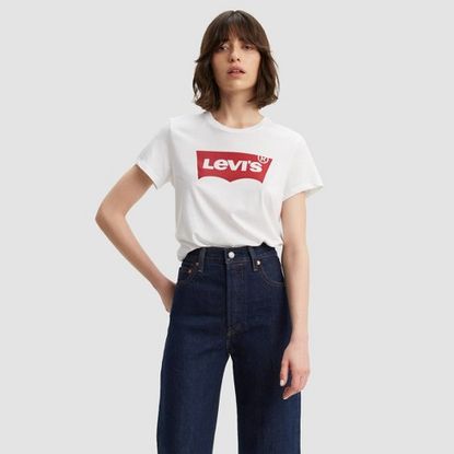 The Only 15 Logo Tees We'd Consider Wearing in 2020 | Who What Wear