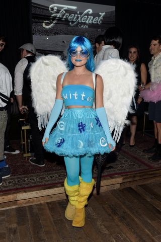 costumes-with-wings-282553-1568765462197-image