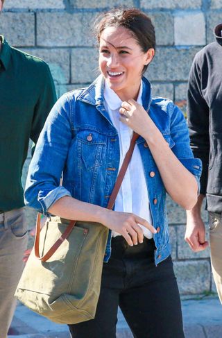 meghan-markle-south-africa-outfits-282667-1569348178277-image