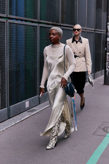 See the Latest Paris Fashion Week Street Style Spring 2020 | Who What Wear