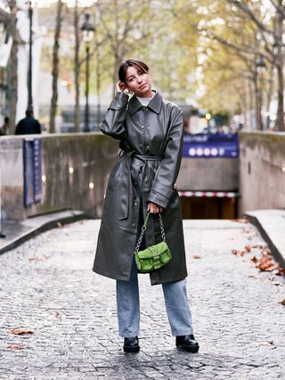 paris-fashion-week-street-style-spring-2020-282756-1569512334424-image