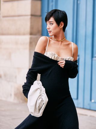 paris-fashion-week-street-style-spring-2020-282756-1569512345478-image