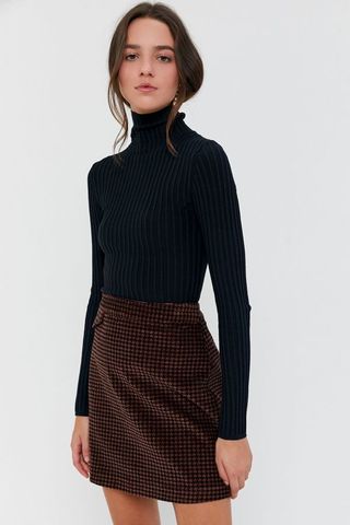 Urban Outfitters + UO Ronnie Ribbed Knit Turtleneck Sweater