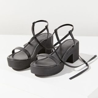 UO + Claire Lace-Up Platform Sandal