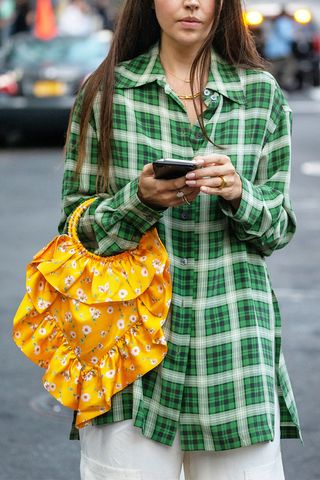 flannel-shirt-trend-282795-1569854577756-image